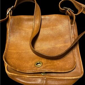 Portland Leather Tan Crossbody Bag
